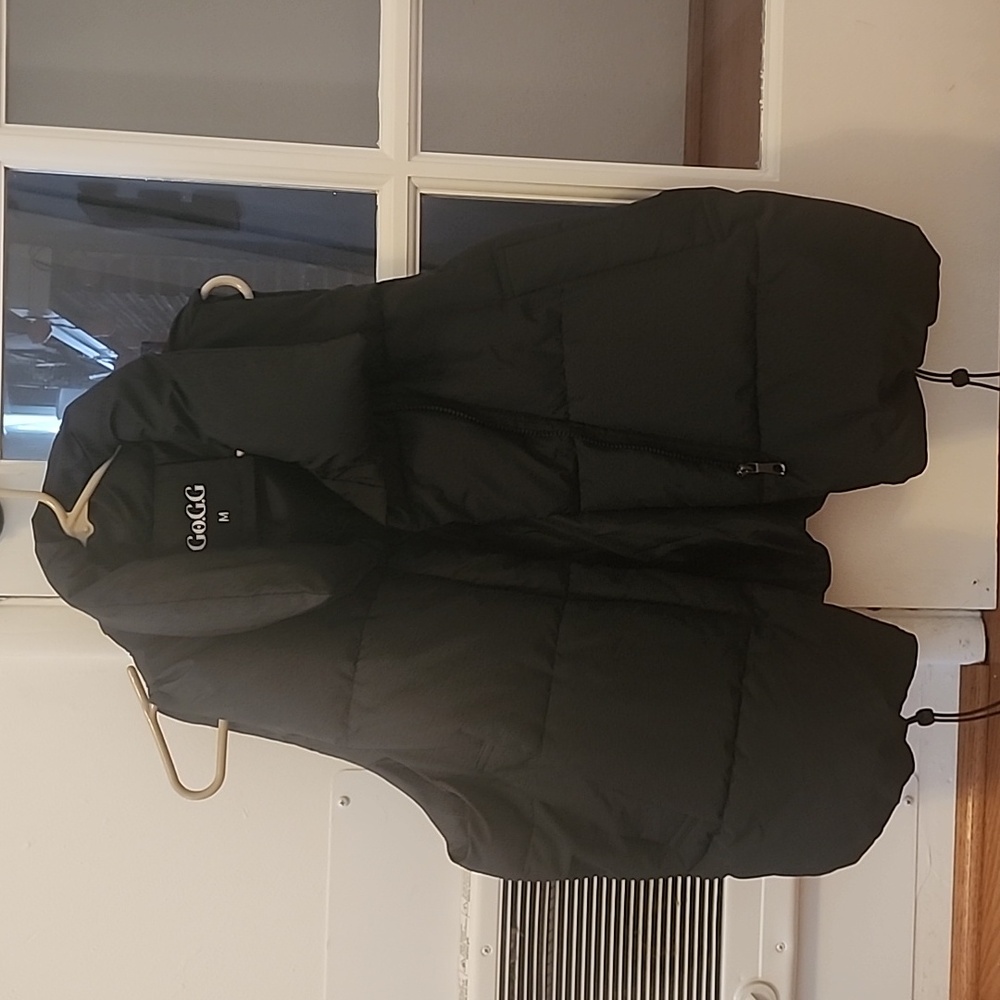 Puffer vest, size medium, black